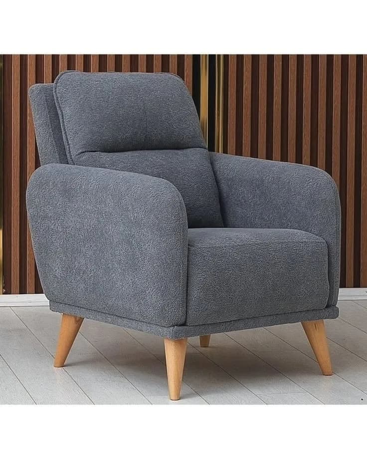 Akagera accent chair