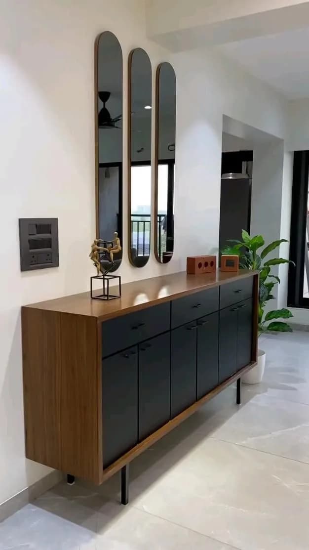 Muhabura sideboard